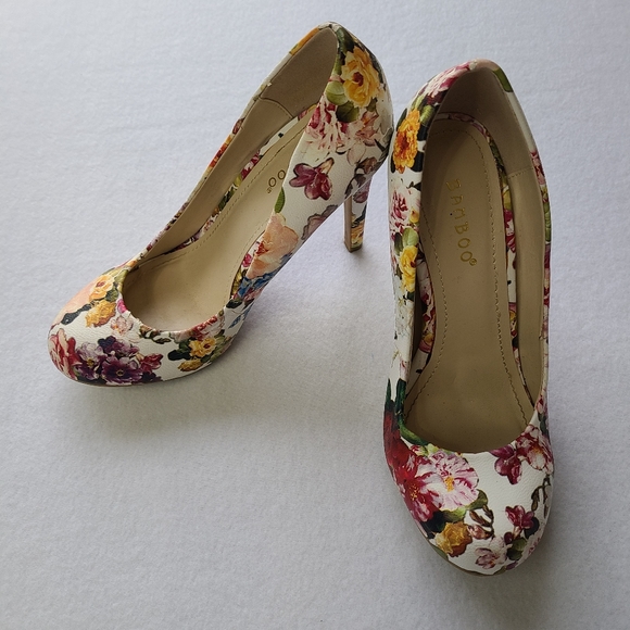 Bamboo Woman's High Heel Dress Shoes, Size: 7 - Picture 3 of 15